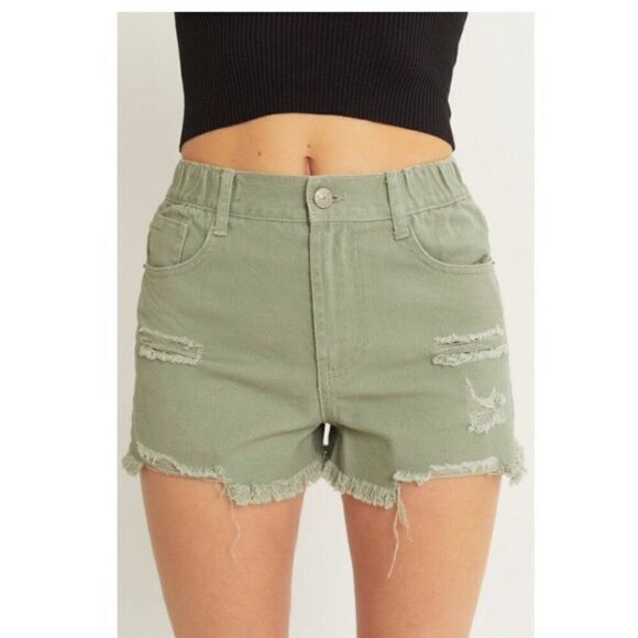 NWT Love Tree Olive Green Distressed Shorts-Destroyed Hem  Size Medium - Picture 2 of 15